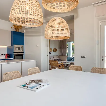 Casa Dins El Mar En Calella Сasa de vacaciones