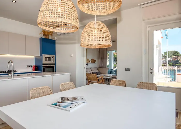 Casa Dins El Mar En Calella Сasa de vacaciones