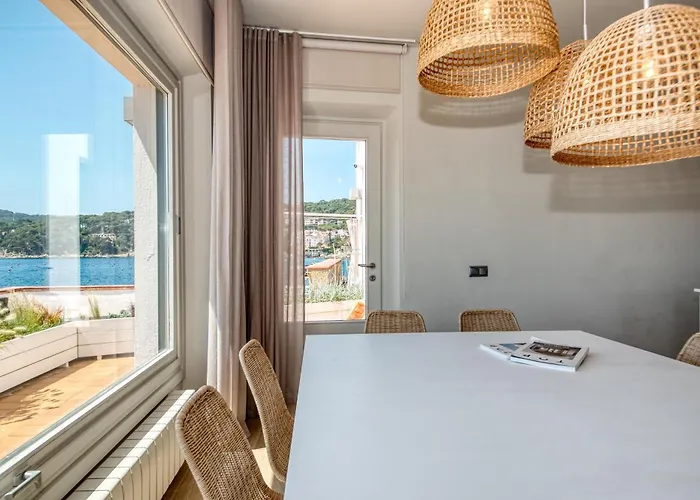 Сasa de vacaciones Casa Dins El Mar En Calella *